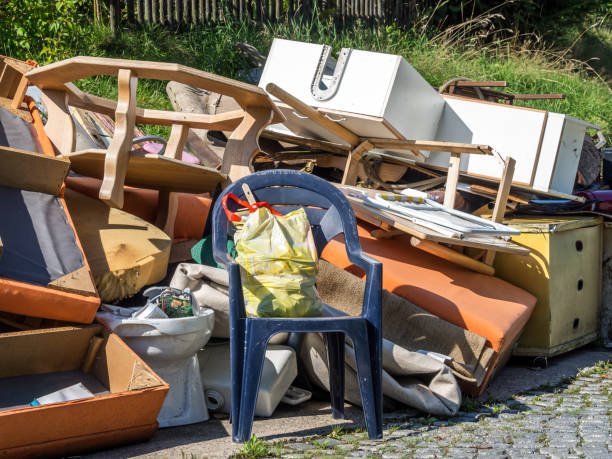 Best Yard Waste Removal  in Everett, WA